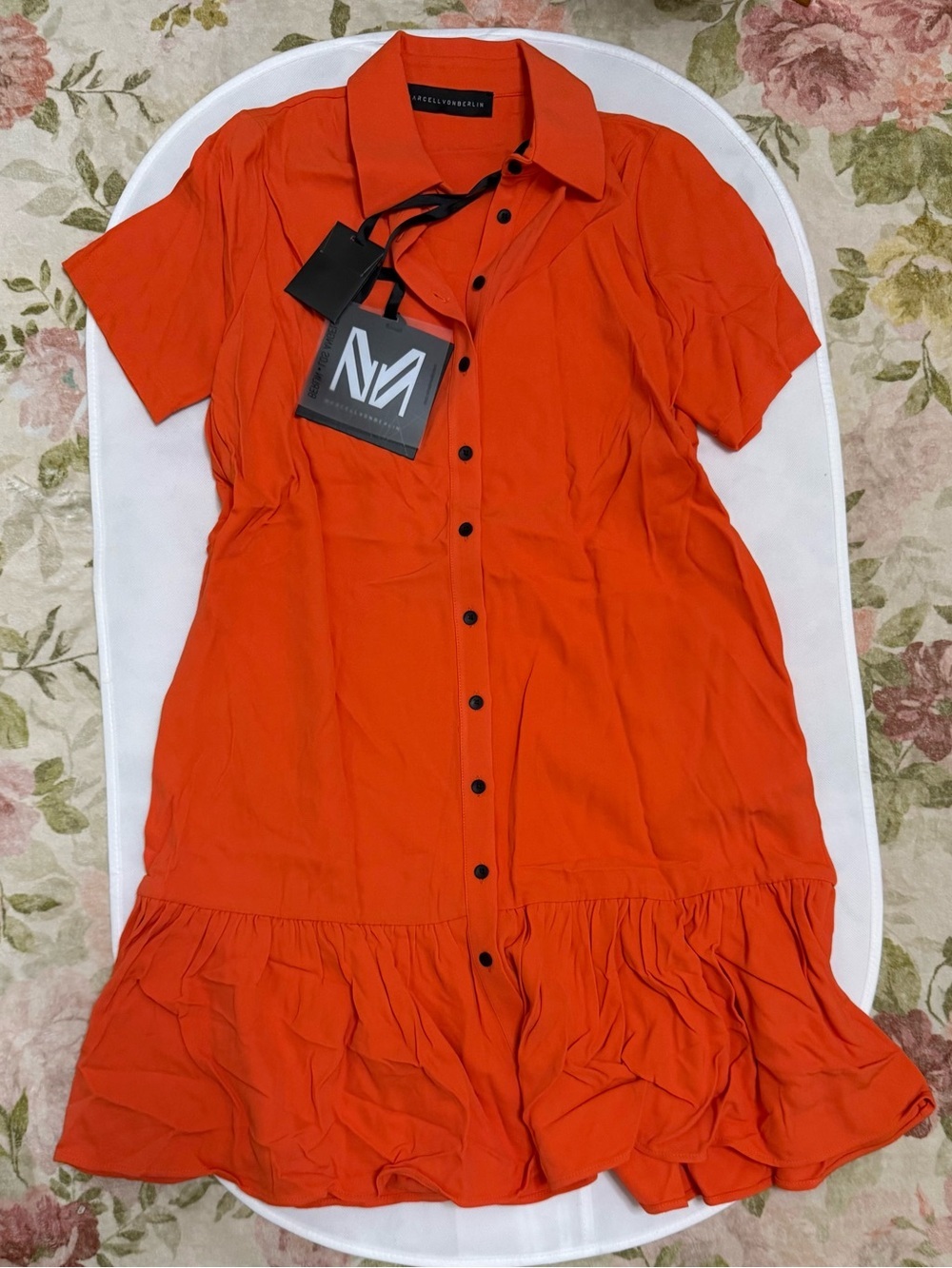 Marcell Von Berlin NWT Button Front Ruffle
Hem Drop Waist Shirt Dress